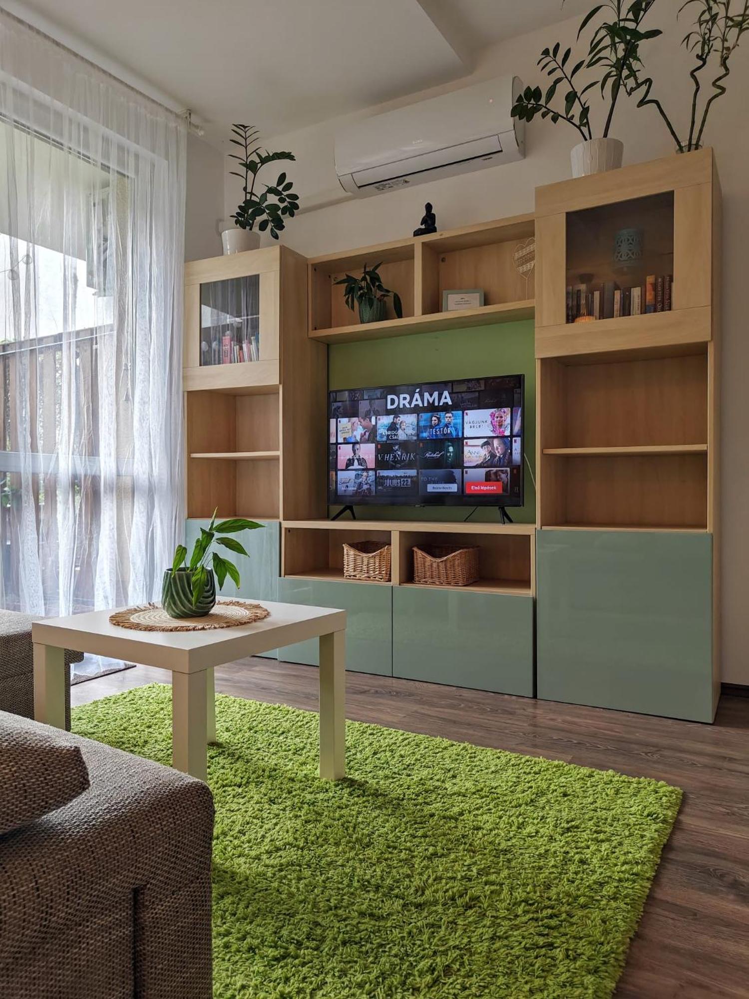 Green City Apartment Budapest - Free Garage, Ac, Balcony, Wi-Fi Kültér fotó