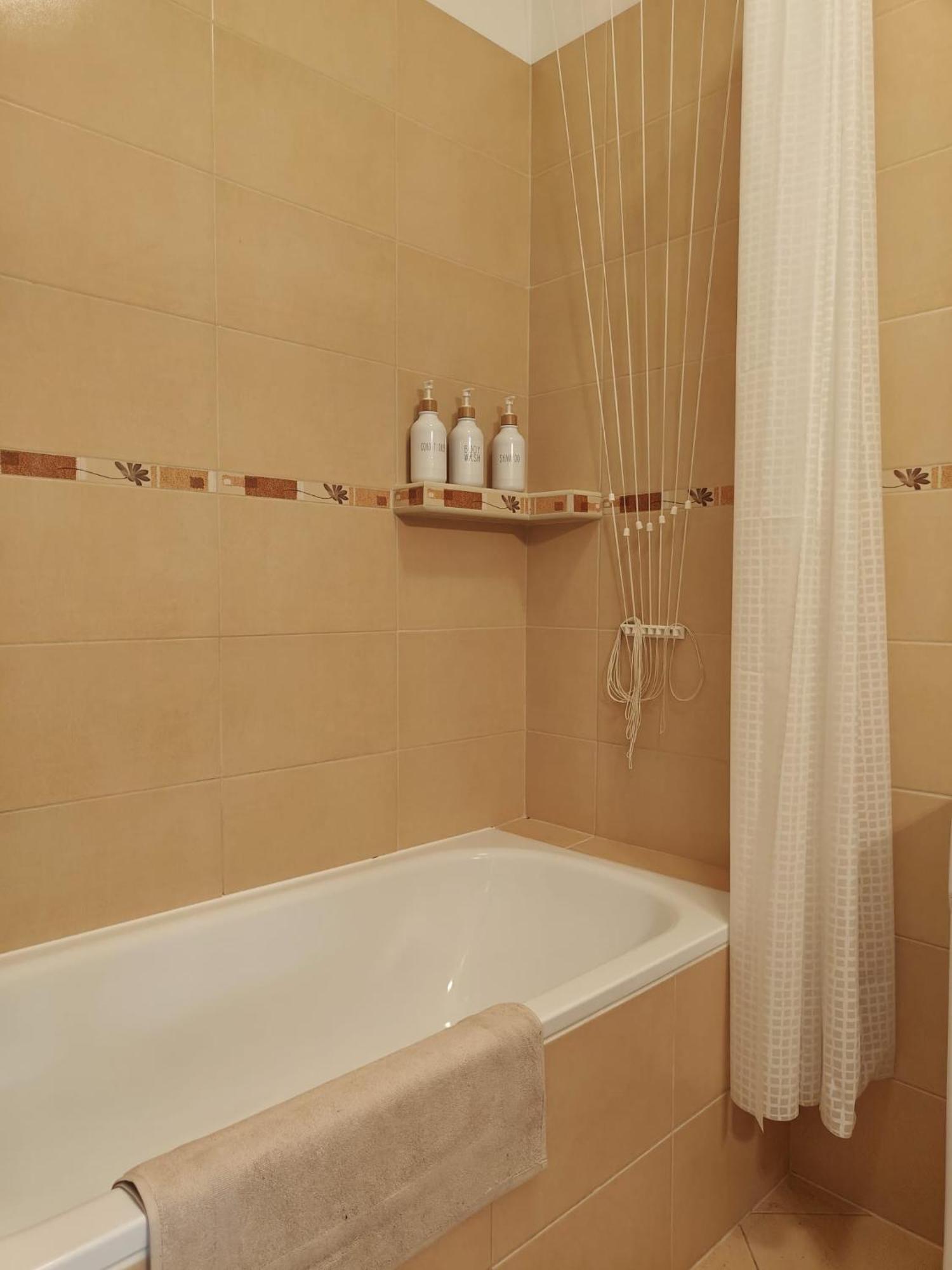 Green City Apartment Budapest - Free Garage, Ac, Balcony, Wi-Fi Kültér fotó